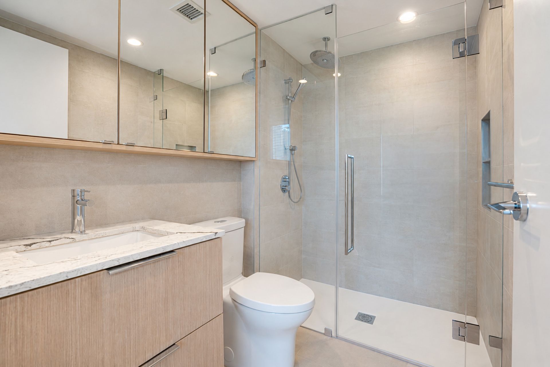 13 at 2208 - 2135 Springer Avenue, Burnaby, Brentwood Park, Burnaby North