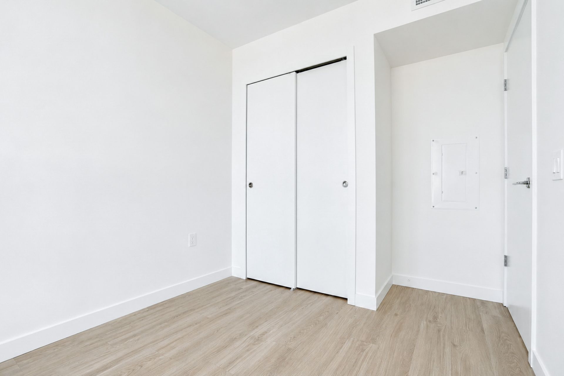 15 at 2208 - 2135 Springer Avenue, Burnaby, Brentwood Park, Burnaby North