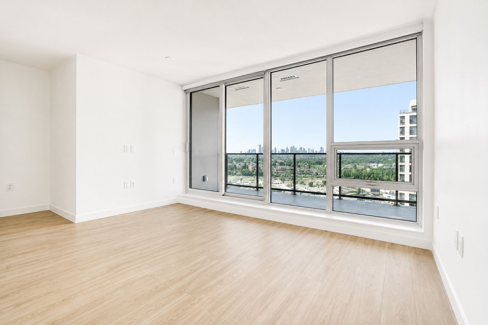 3 at 2208 - 2135 Springer Avenue, Burnaby, Brentwood Park, Burnaby North
