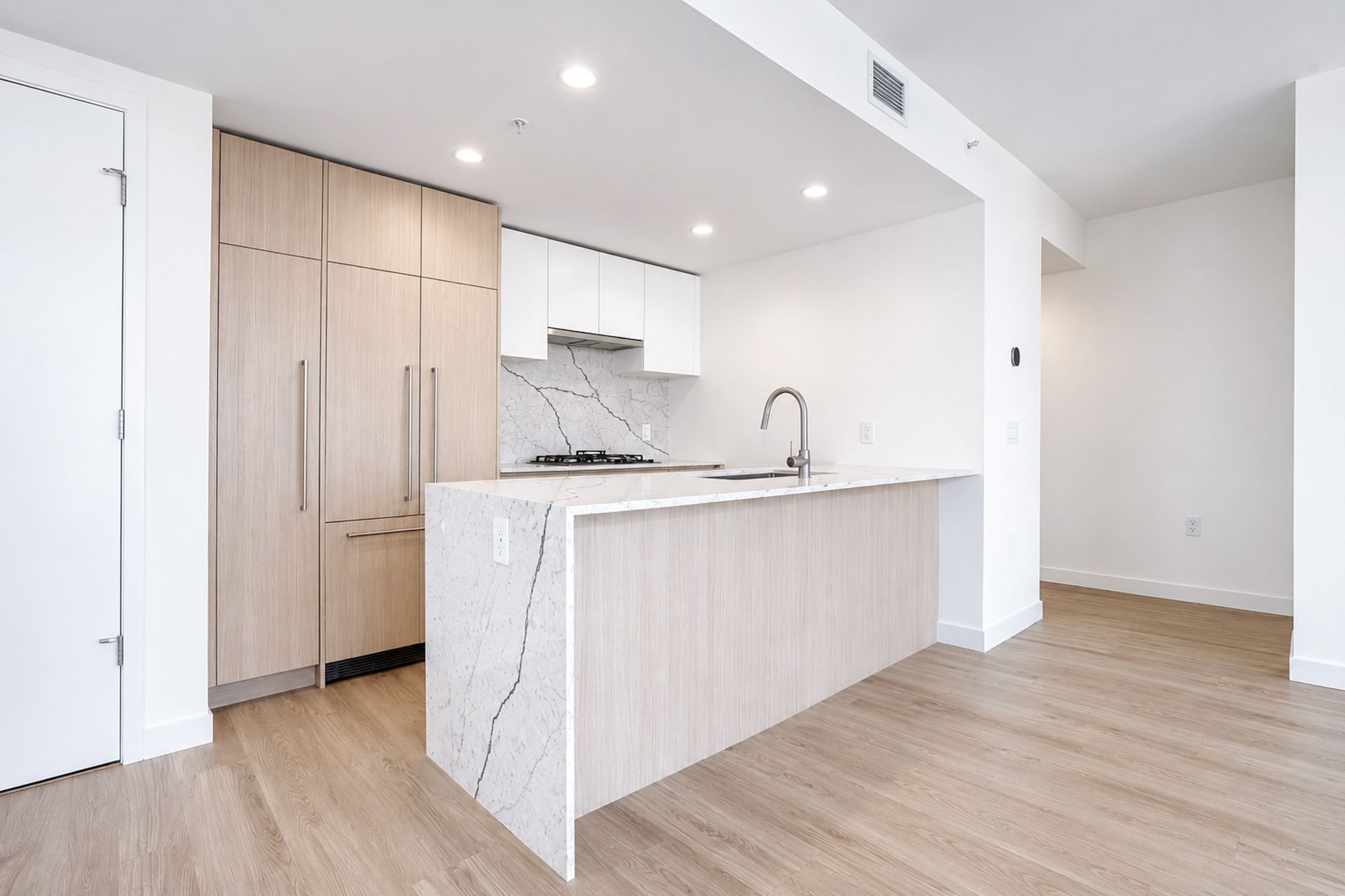 5 at 2208 - 2135 Springer Avenue, Burnaby, Brentwood Park, Burnaby North