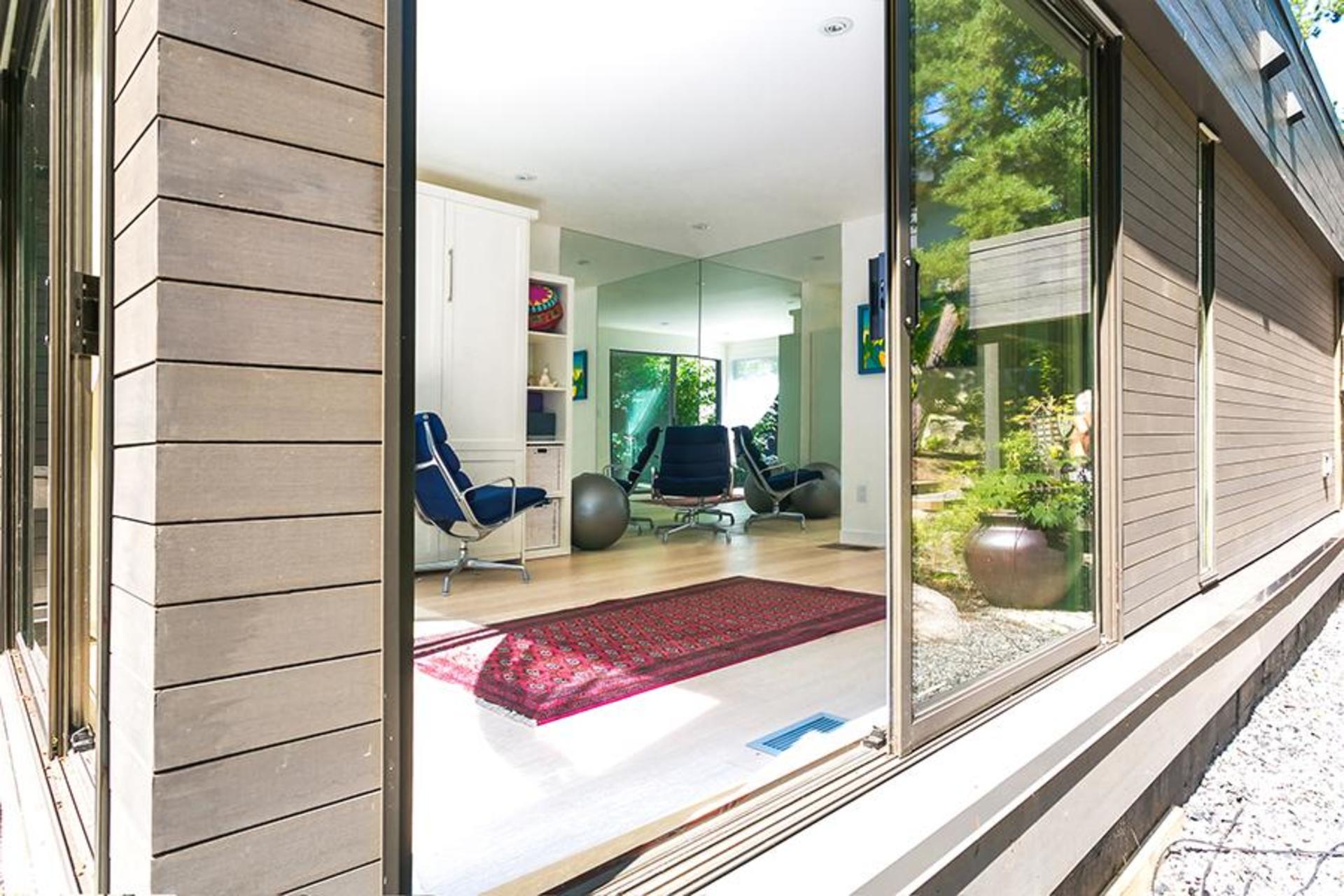 1J6A9599 at 6995 Hycroft, Whytecliff, West Vancouver