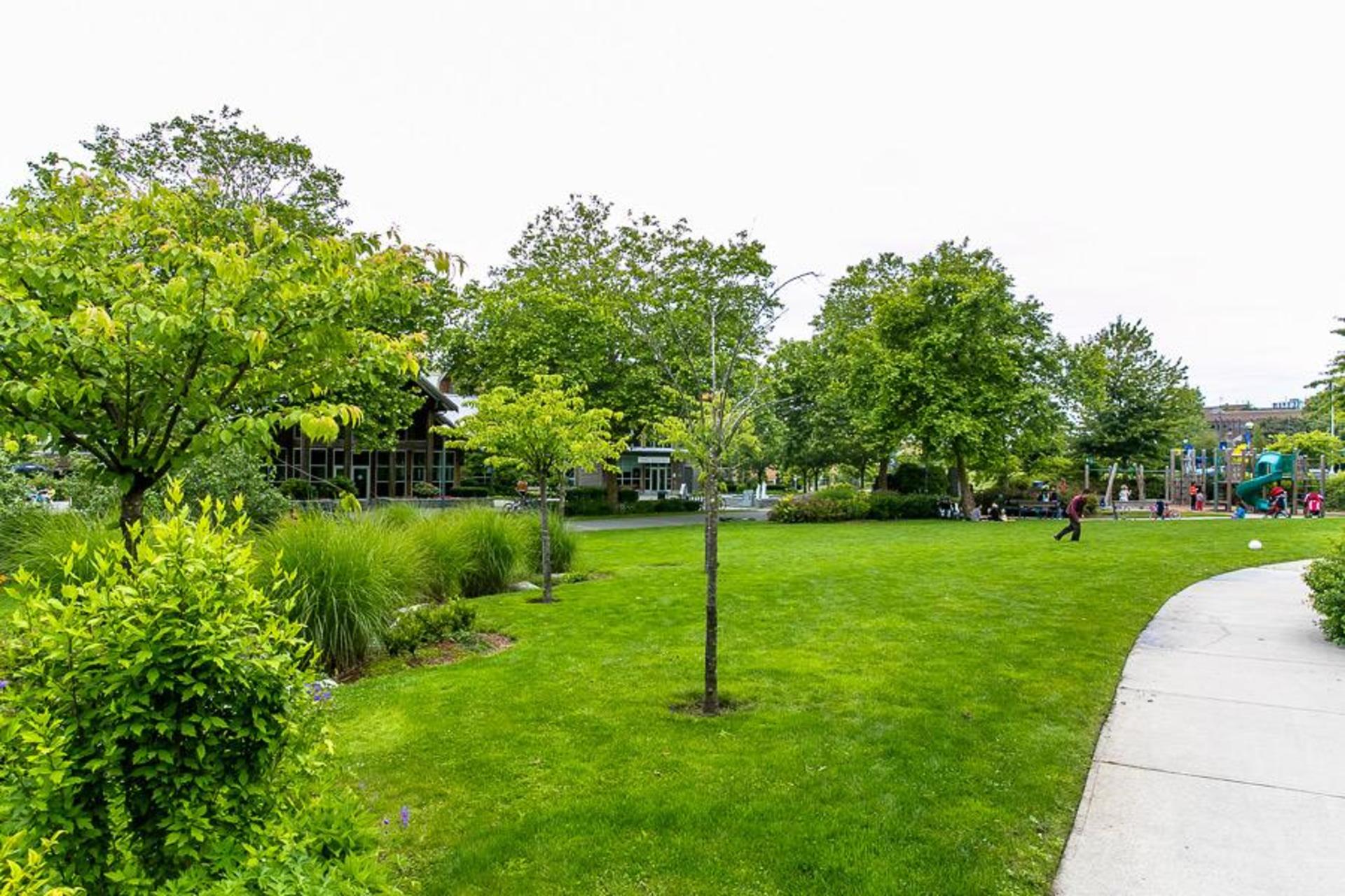 Backside at 510 - 6333  Drive, University VW, Vancouver West