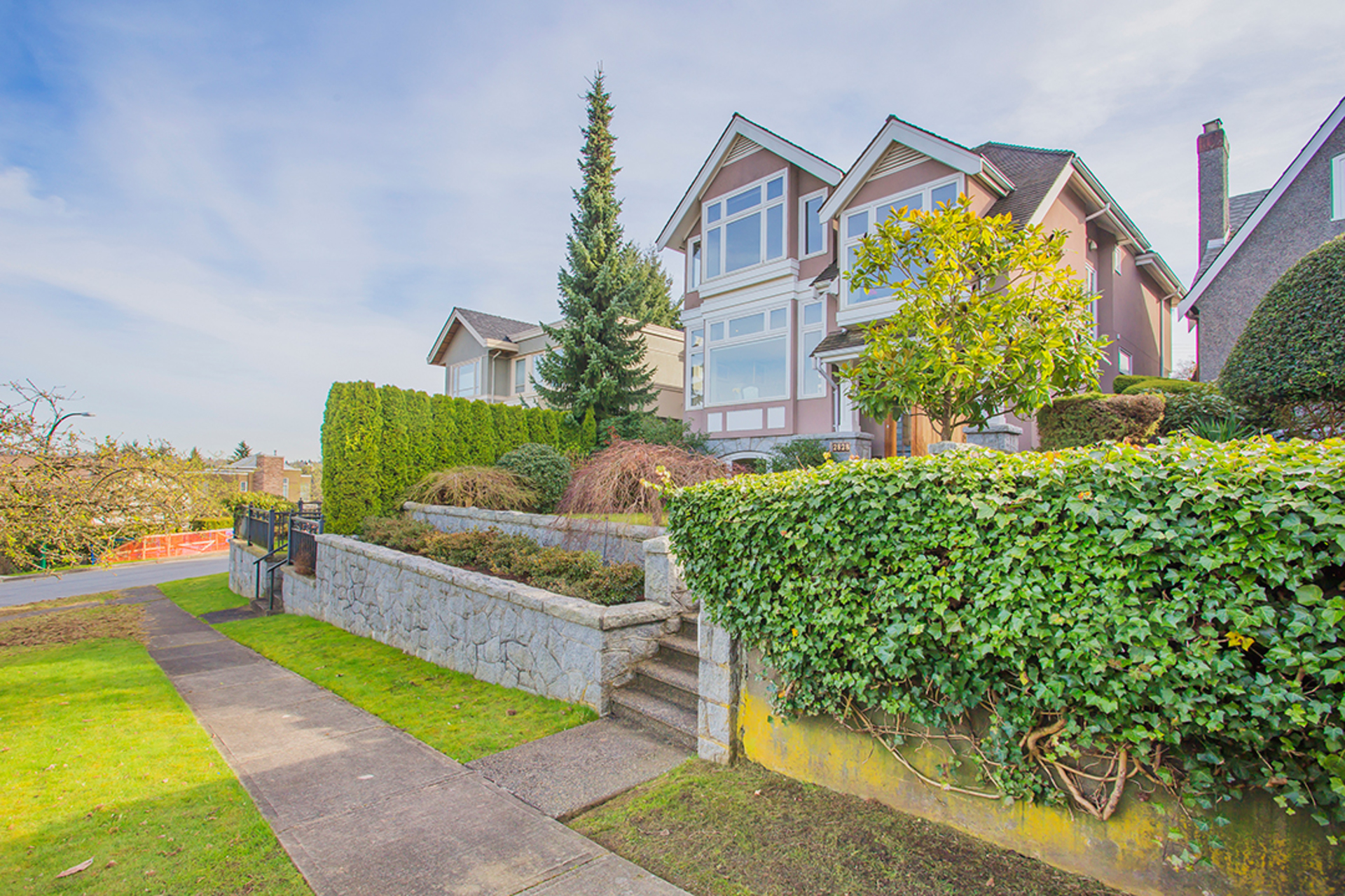 2828 , MacKenzie Heights, Vancouver West  by Peter Coppard Real Estate 2828 , MacKenzie Heights, Vancouver West