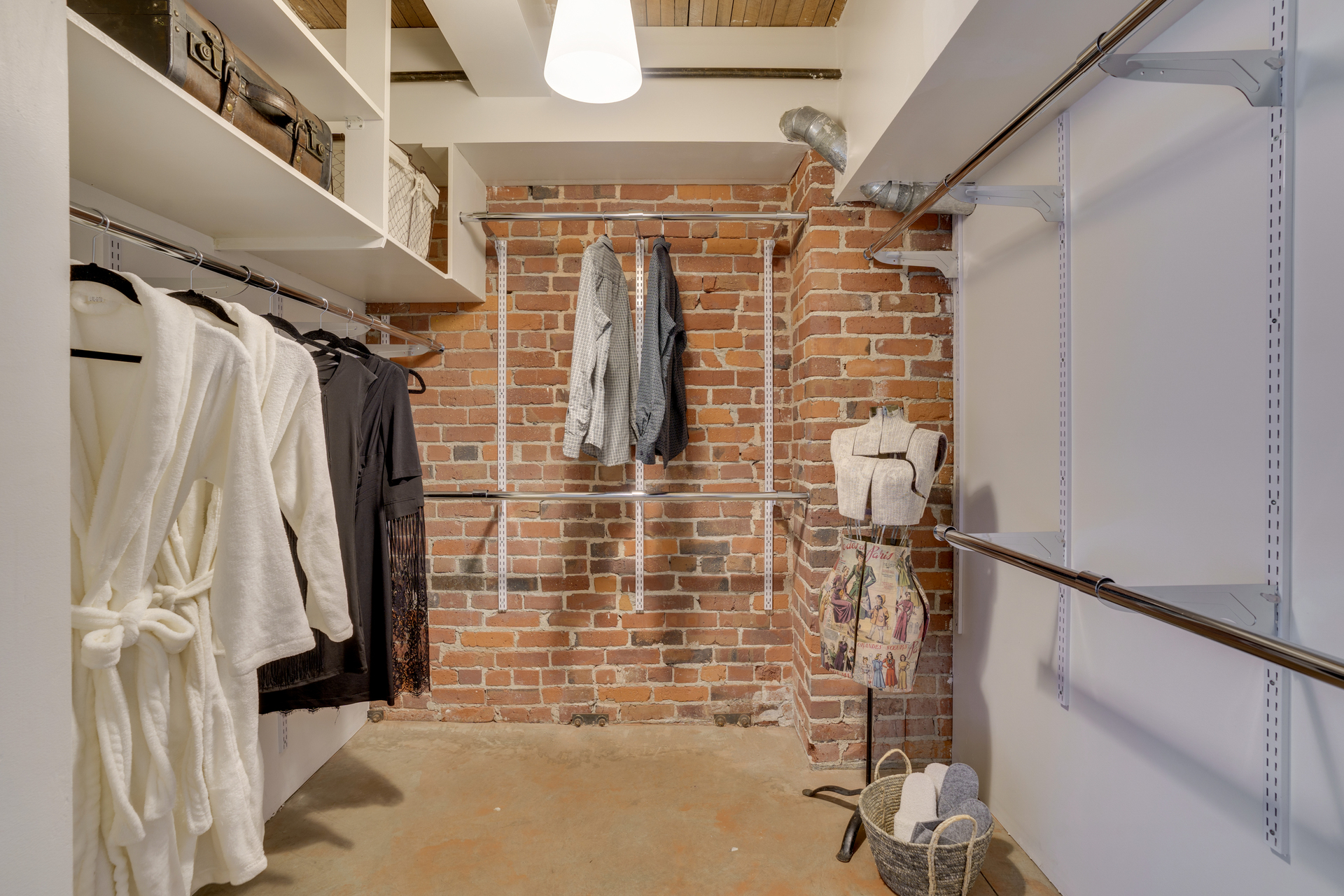 25 at #31 - 120 , Downtown VW, Vancouver West