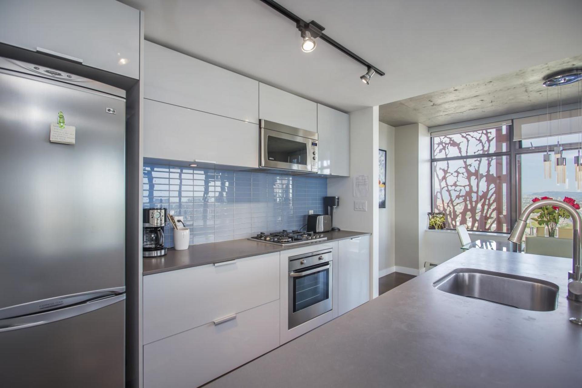 Kitchen at 3806 - 128 Cordova, Downtown VW, Vancouver West