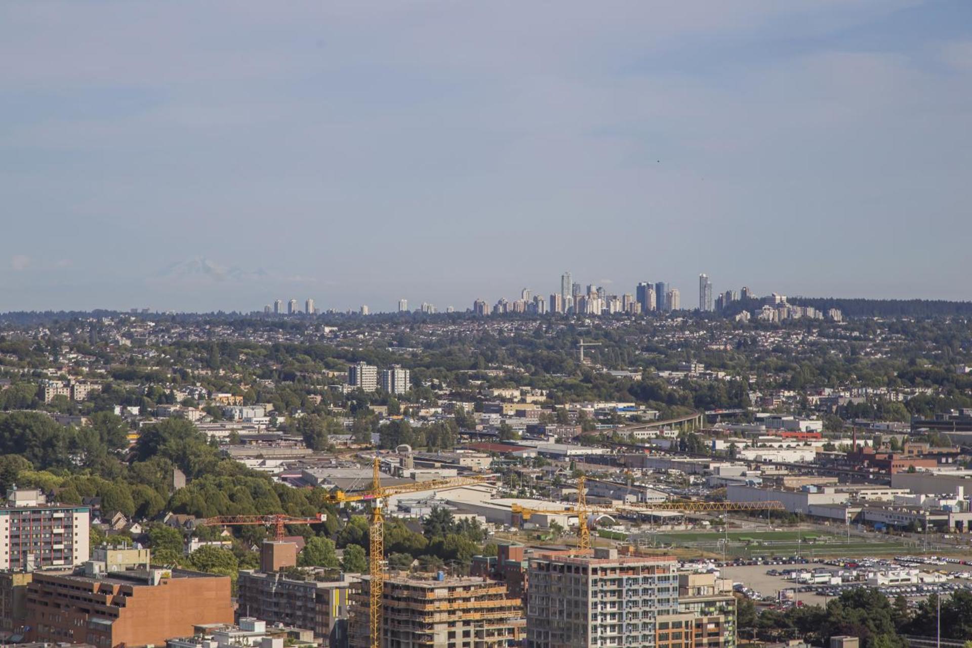 City view at 3806 - 128 Cordova, Downtown VW, Vancouver West