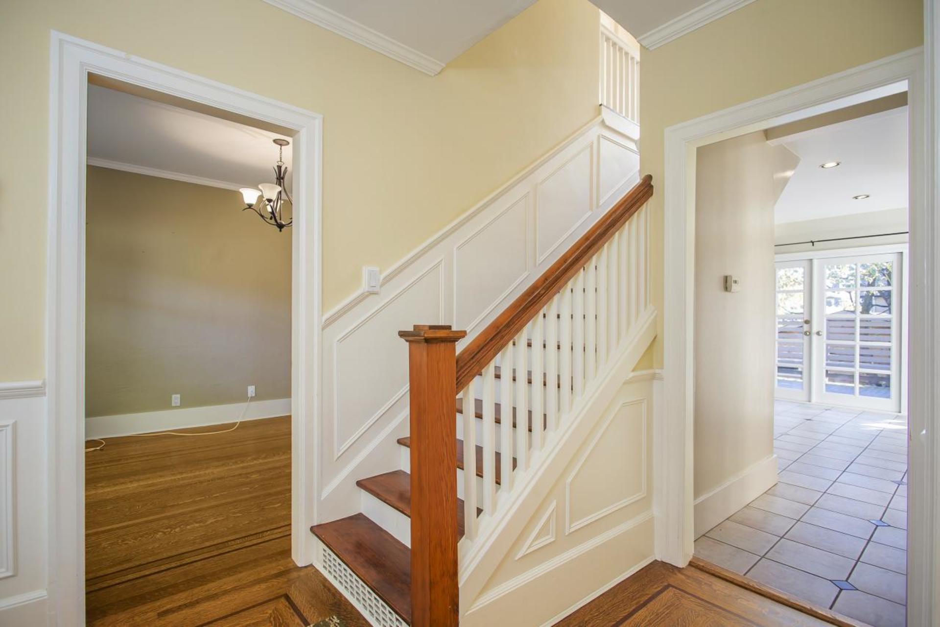 Stairs at 3240 WEST 36th AVENUE, MacKenzie Heights, Vancouver West Stairs at 3240 WEST 36th AVENUE, MacKenzie Heights, Vancouver West