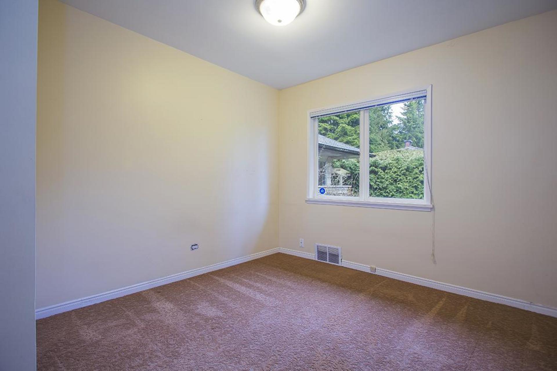 Bedroom at  RABBIT LANE, British Properties, West Vancouver