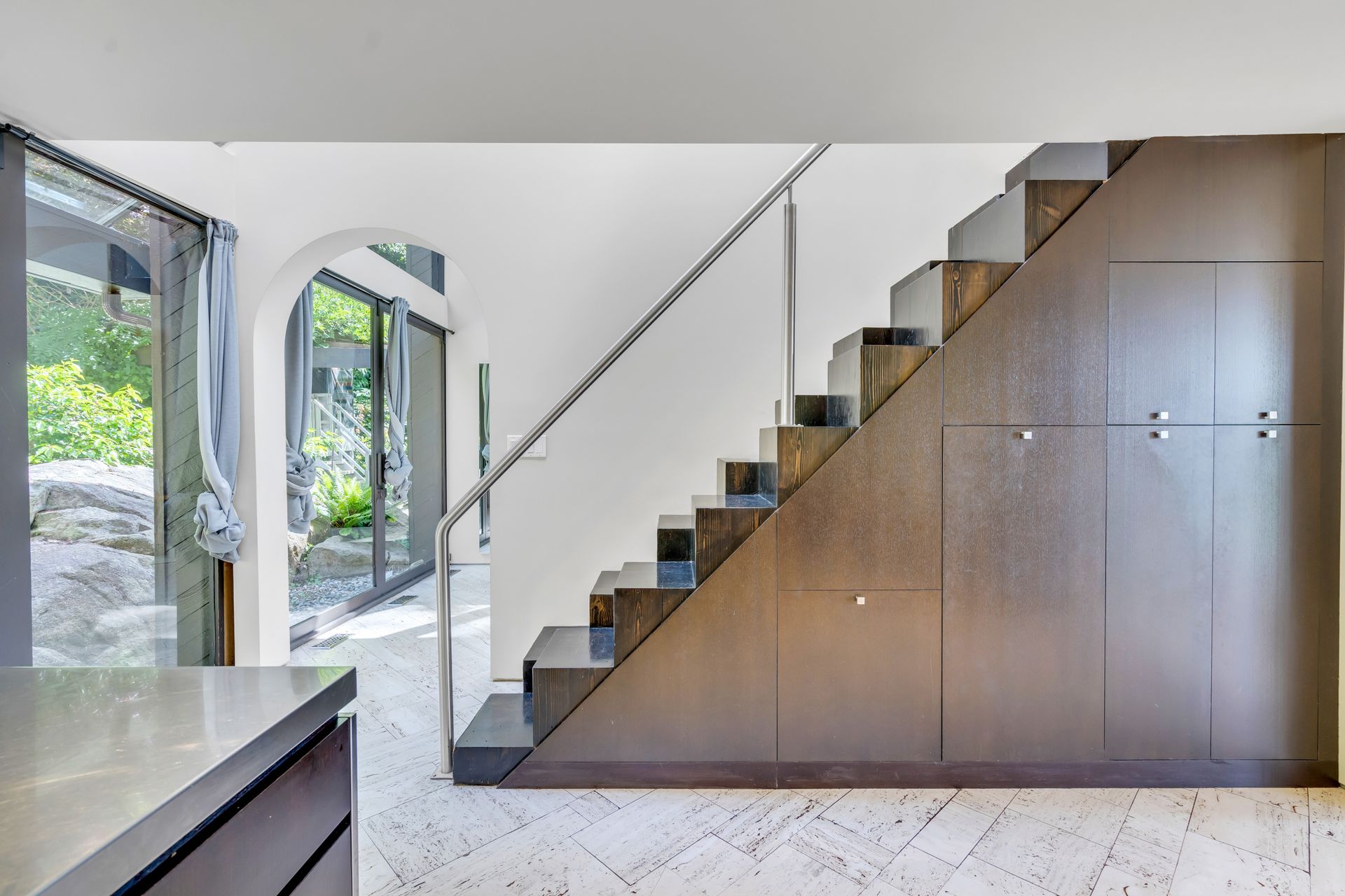 27 at  5202 Marine Drive, West Vancouver