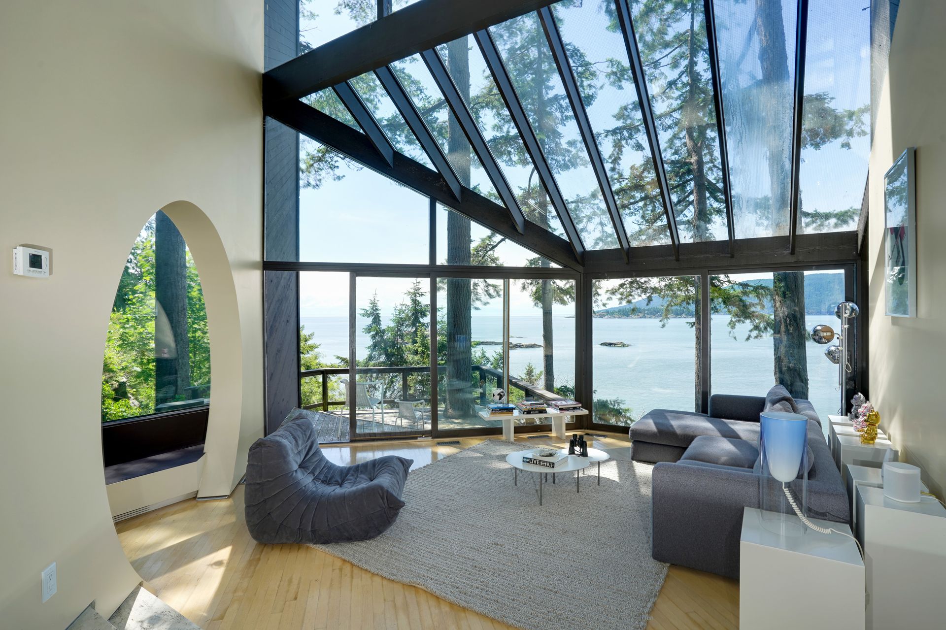 6 at  5202 Marine Drive, West Vancouver
