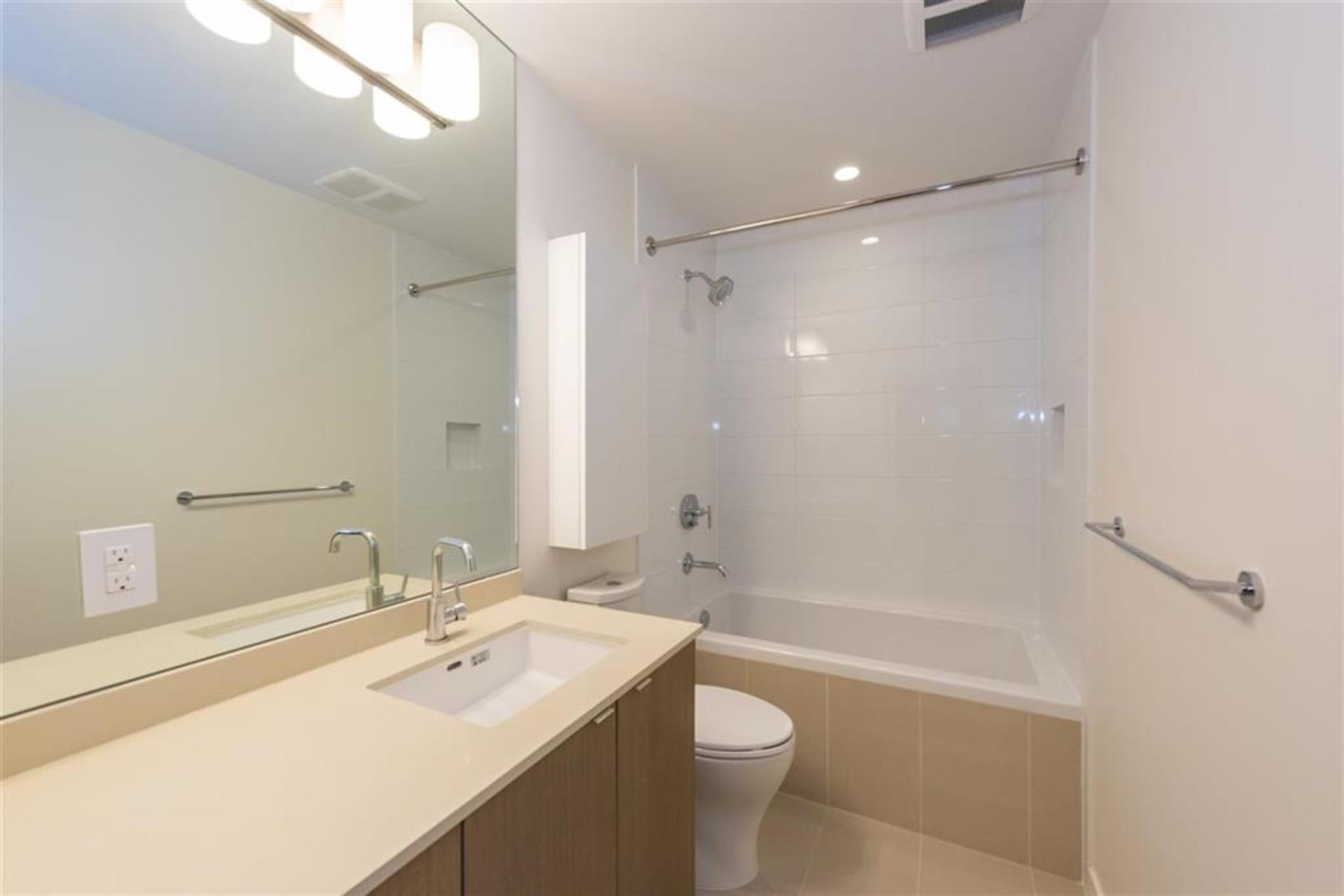 262128403-8 at 1511 - 111 1st Avenue, False Creek, Vancouver West