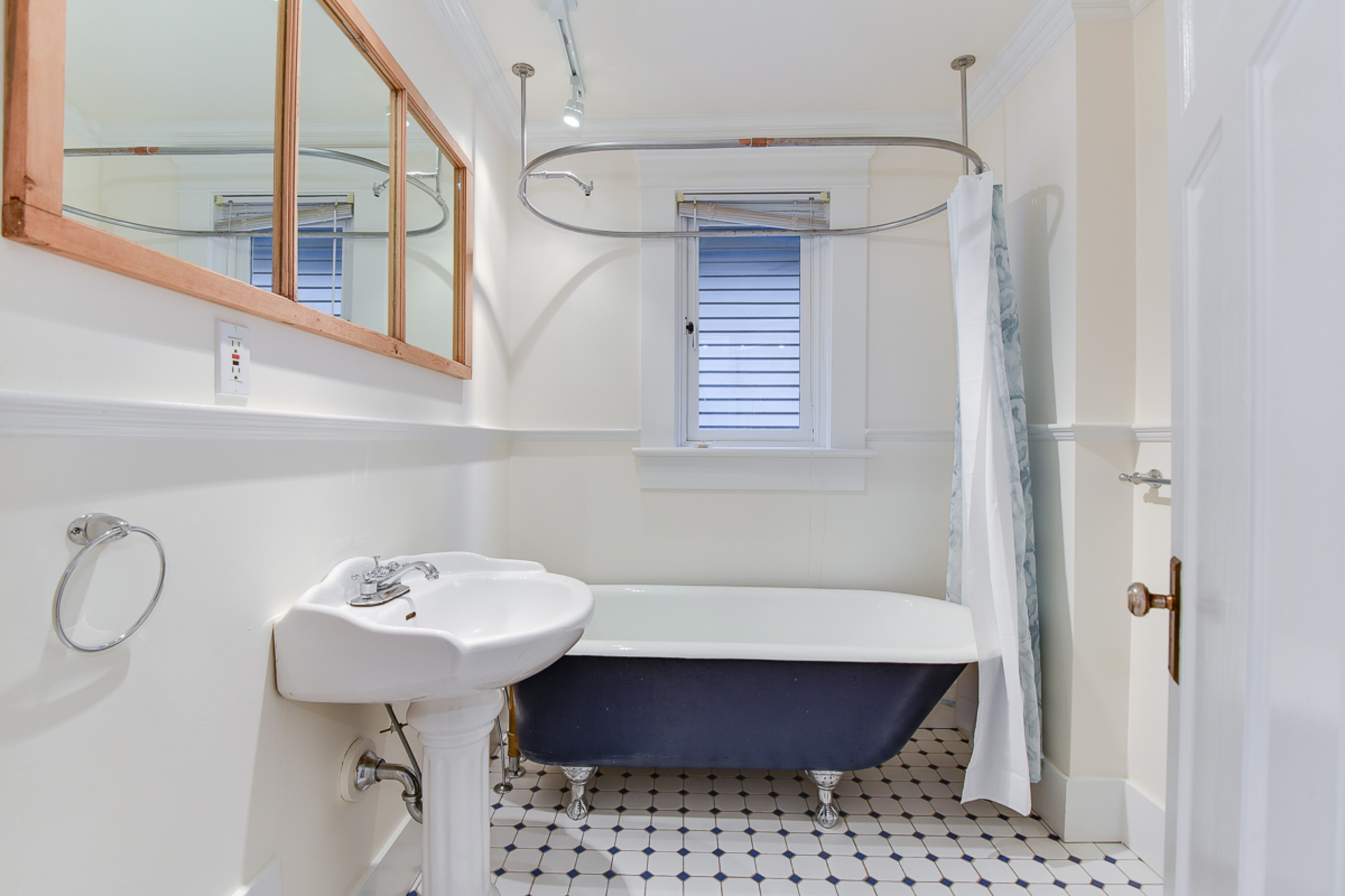 10-1-of-1 at  4308 14th Avenue, Point Grey, Vancouver West