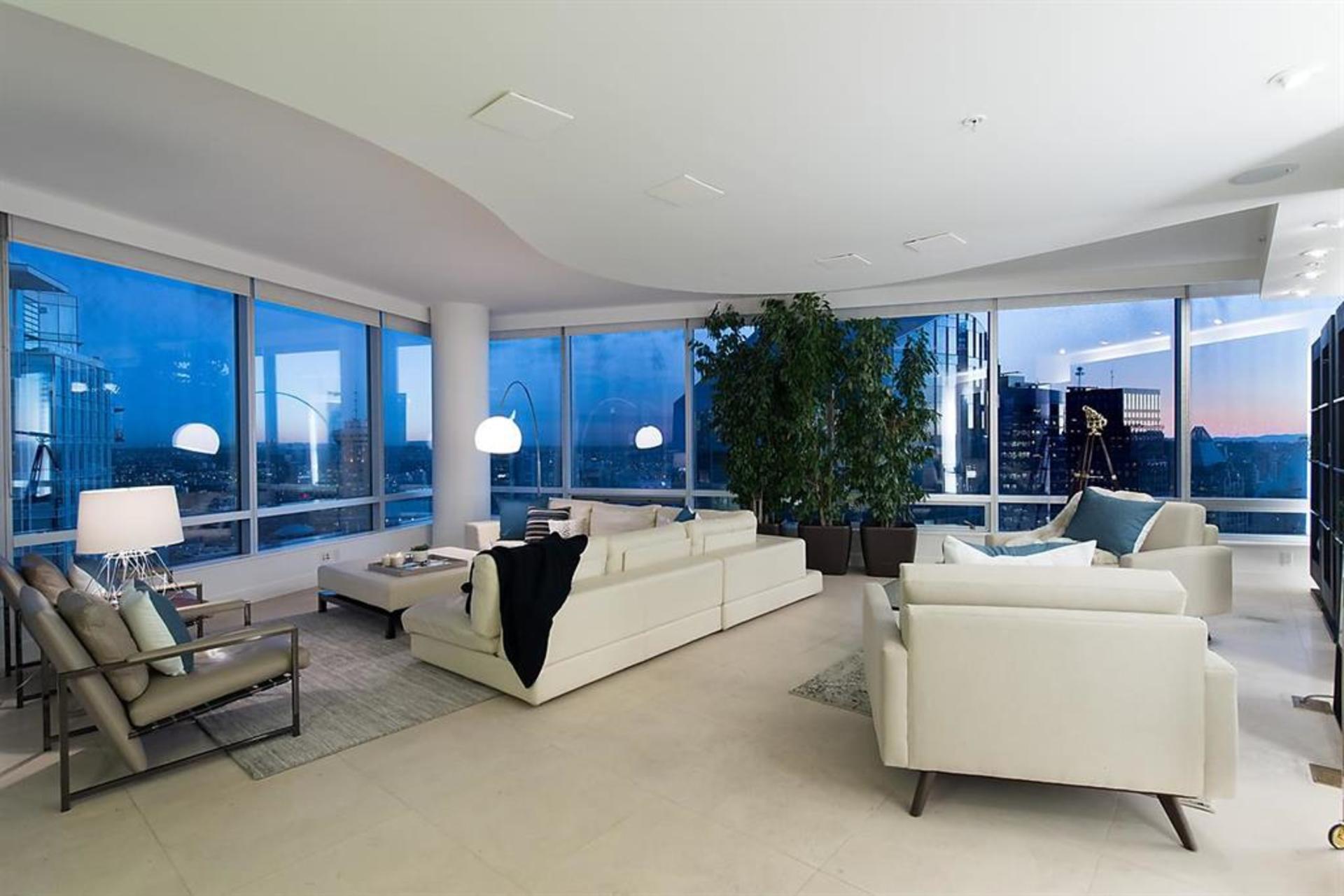 262039335-8 at 3904 - 1077 Cordova, Coal Harbour, Vancouver West