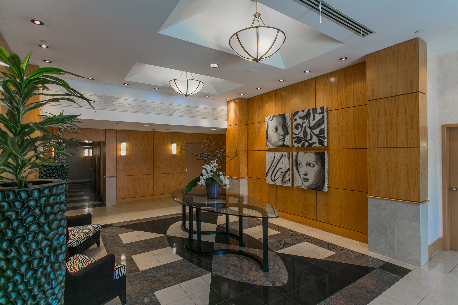 1j6a2679 at 20C - 139 Drake Street, Yaletown, Vancouver West