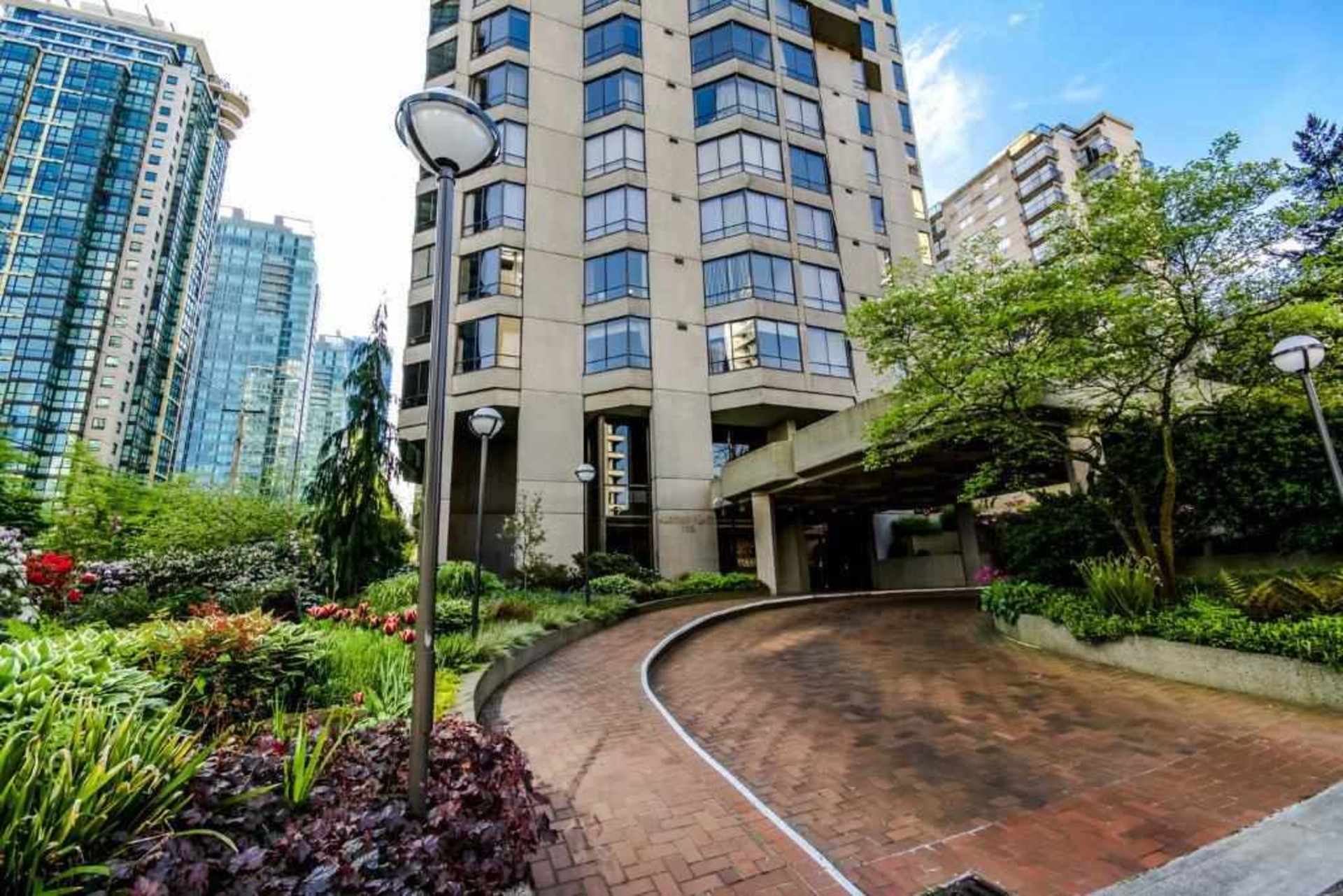 262082717-1 at 101 - 738 Broughton Street, West End VW, Vancouver West