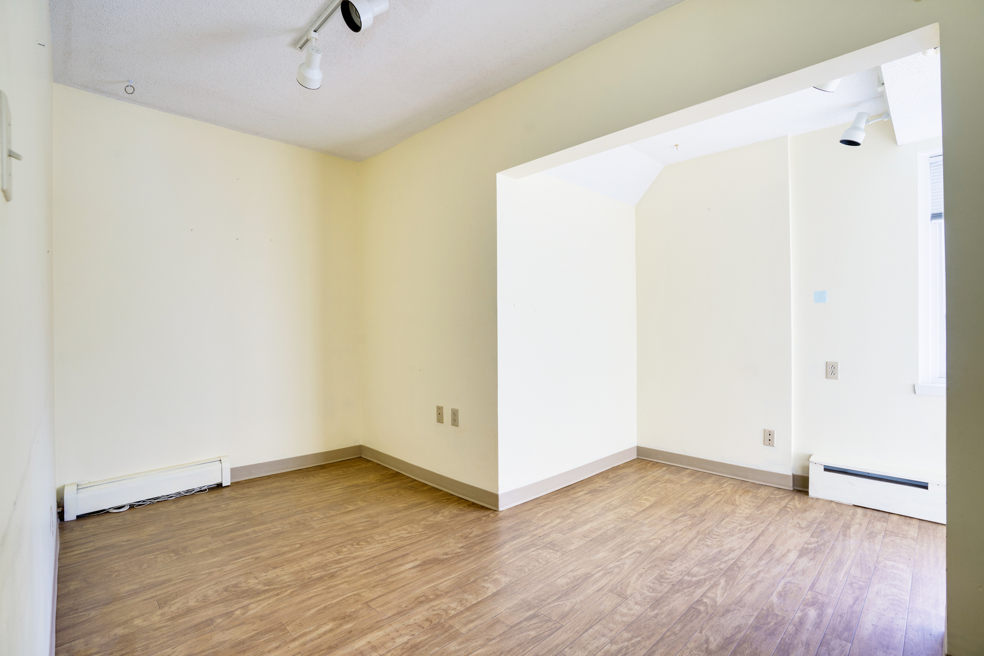 1-10 at 233 15th Avenue, Mount Pleasant VW, Vancouver West