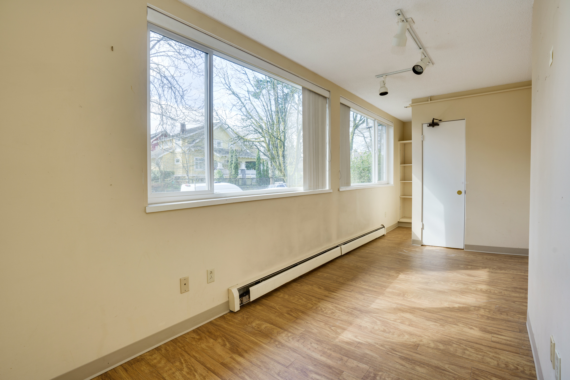 1-4 at 233 15th Avenue, Mount Pleasant VW, Vancouver West