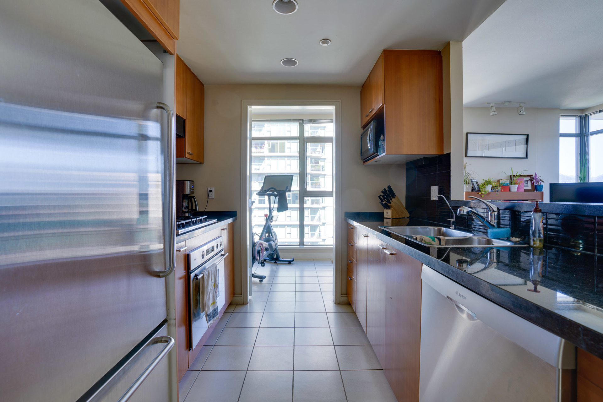 14 at 1303 - 1680 Bayshore Drive, Coal Harbour, Vancouver West