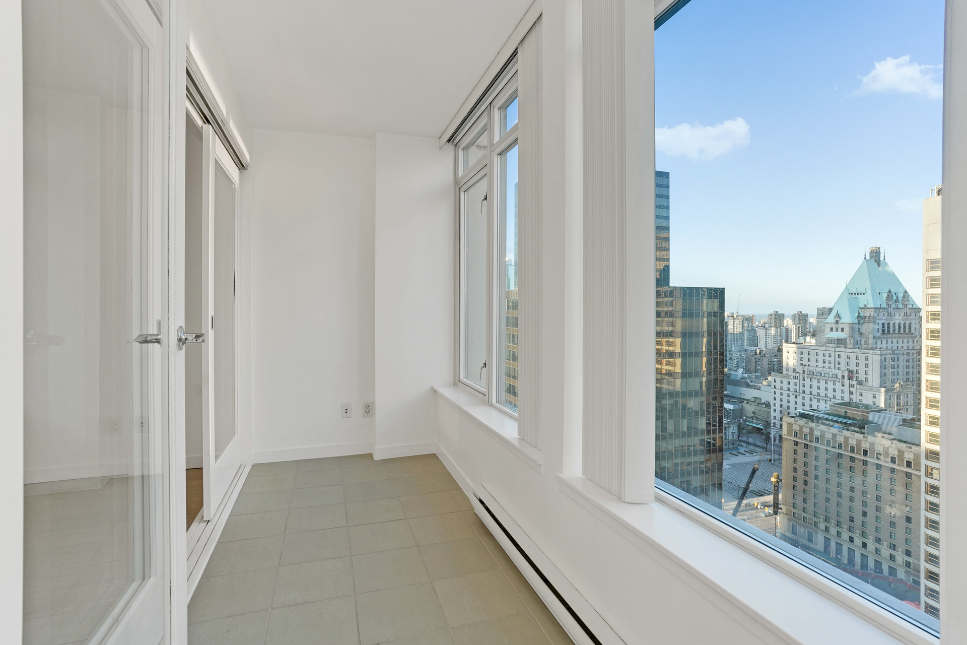 7 at 2702 - 610 Granville, Downtown VW, Vancouver West