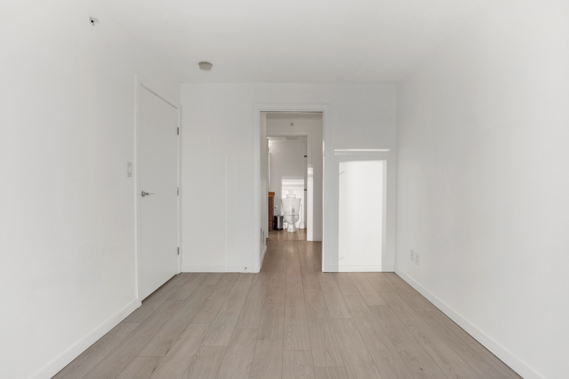 8 at 2702 - 610 Granville, Downtown VW, Vancouver West