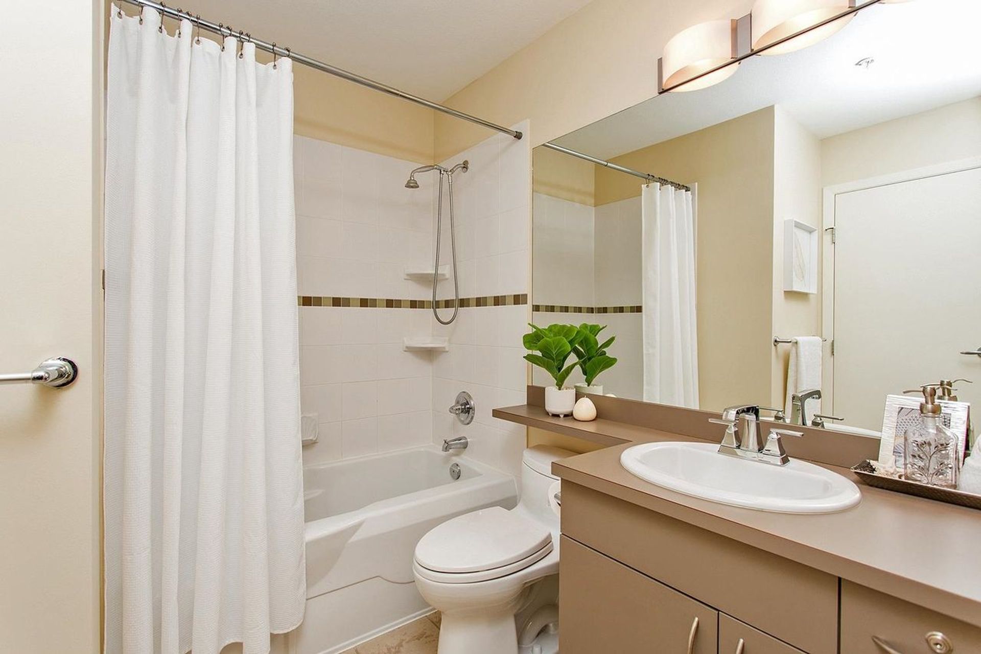 1388-nelson-street-west-end-vw-vancouver-west-15 at 310 - 1388 Nelson Street, West End VW, Vancouver West