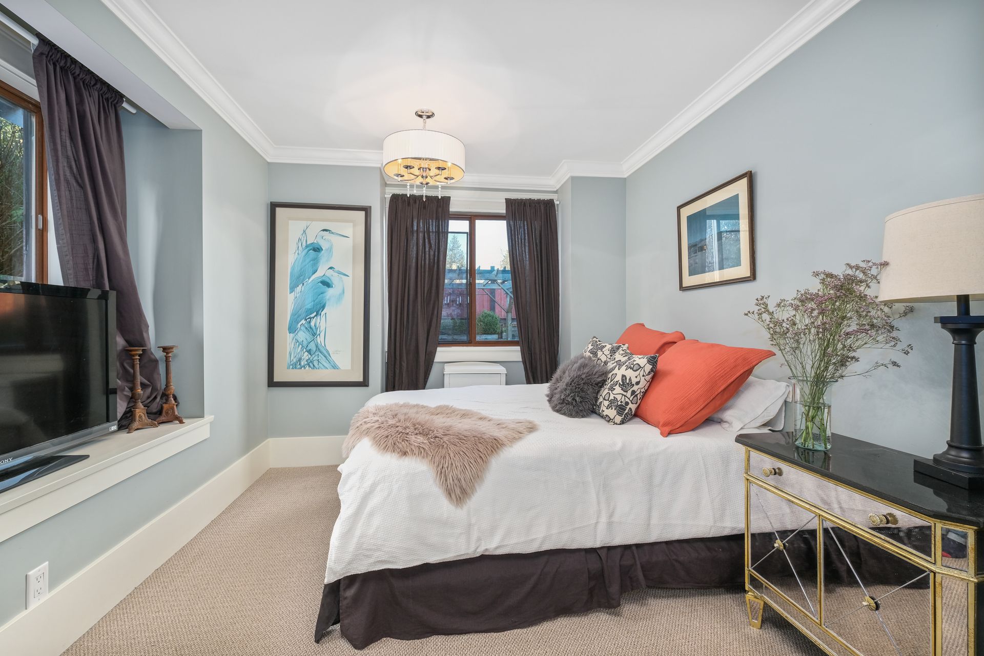 14 at Main - 756 Keith Road, Calverhall, North Vancouver