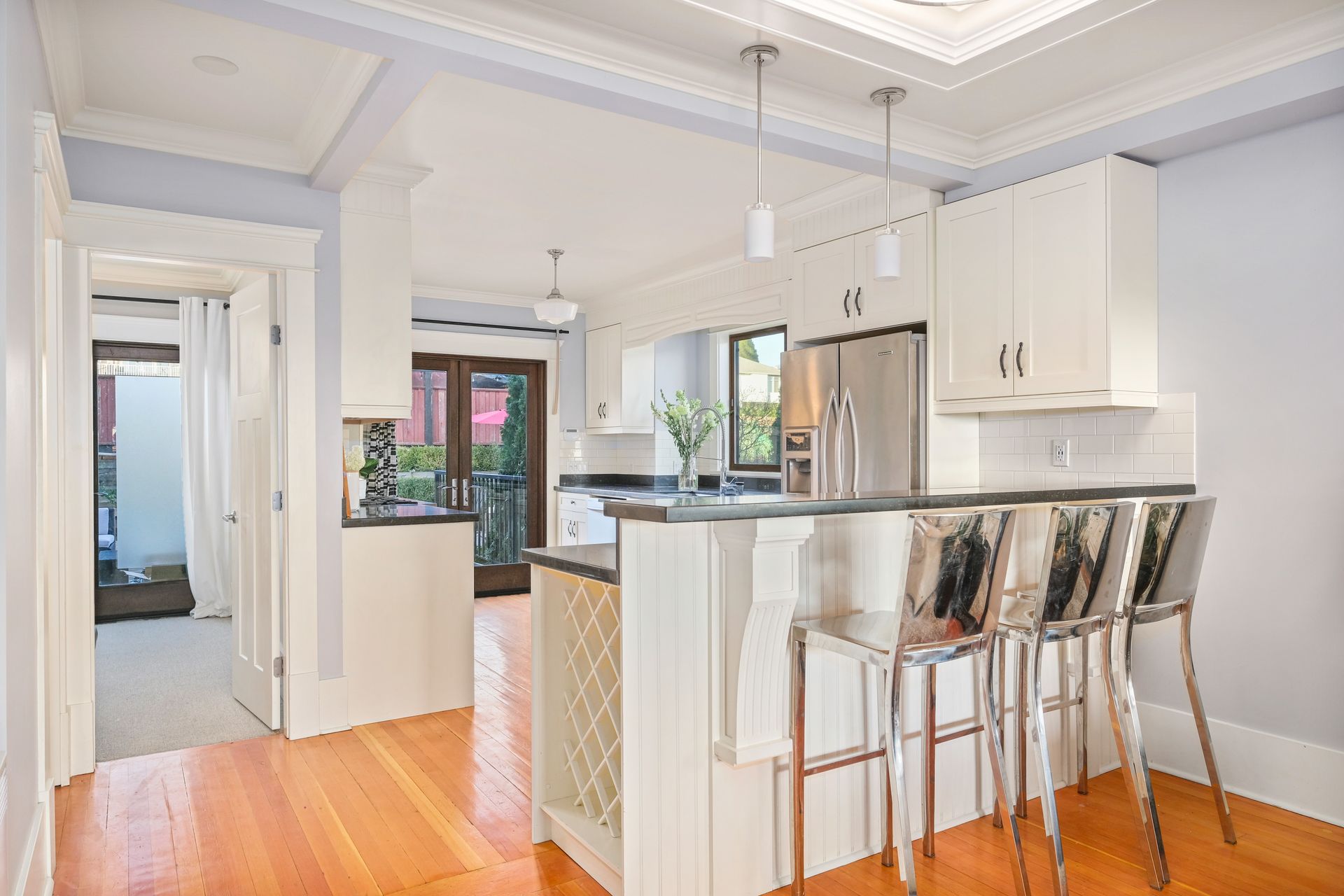 9 at Main - 756 Keith Road, Calverhall, North Vancouver