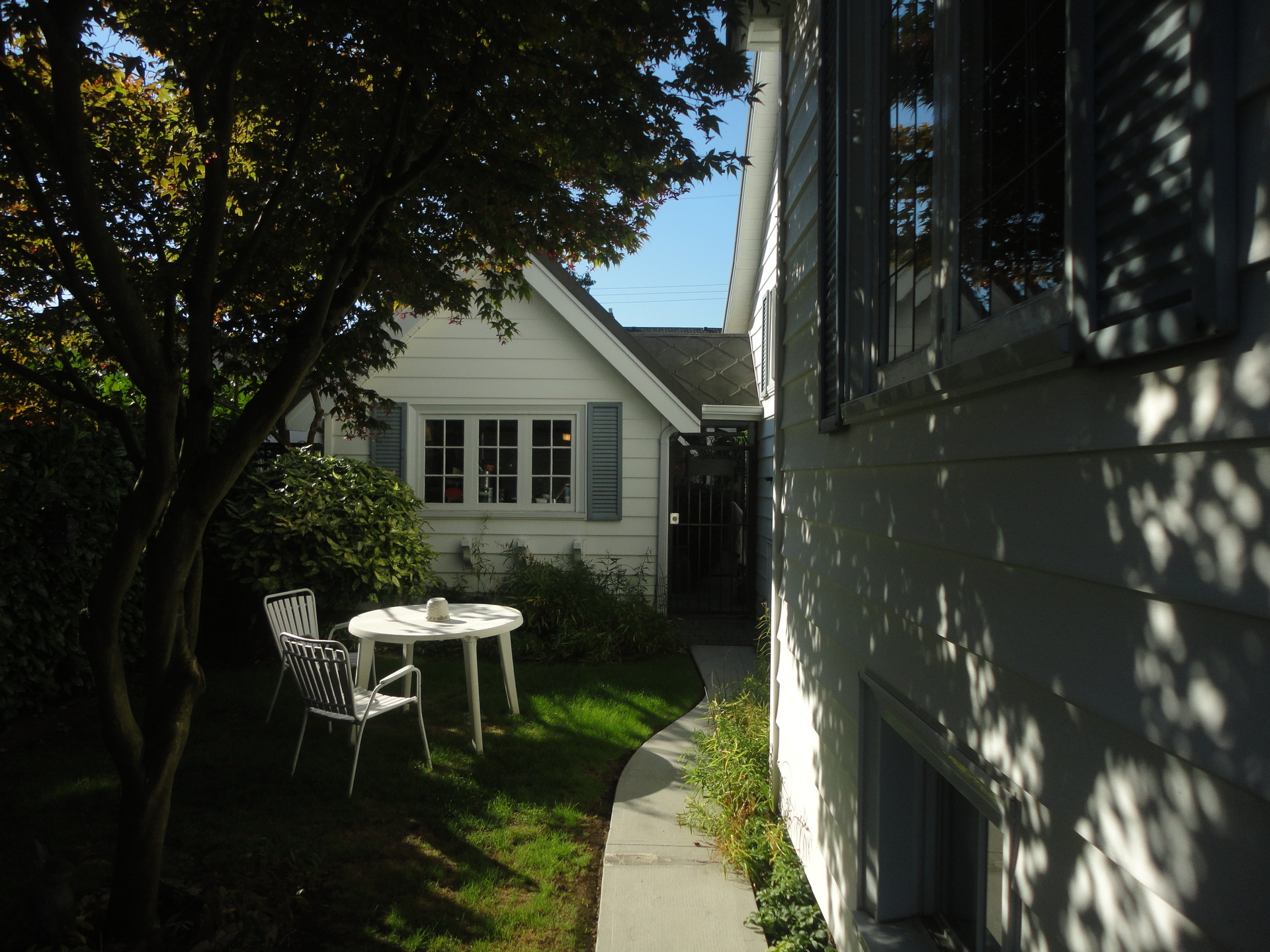 Side at 548 W27th, South Cambie, Vancouver West