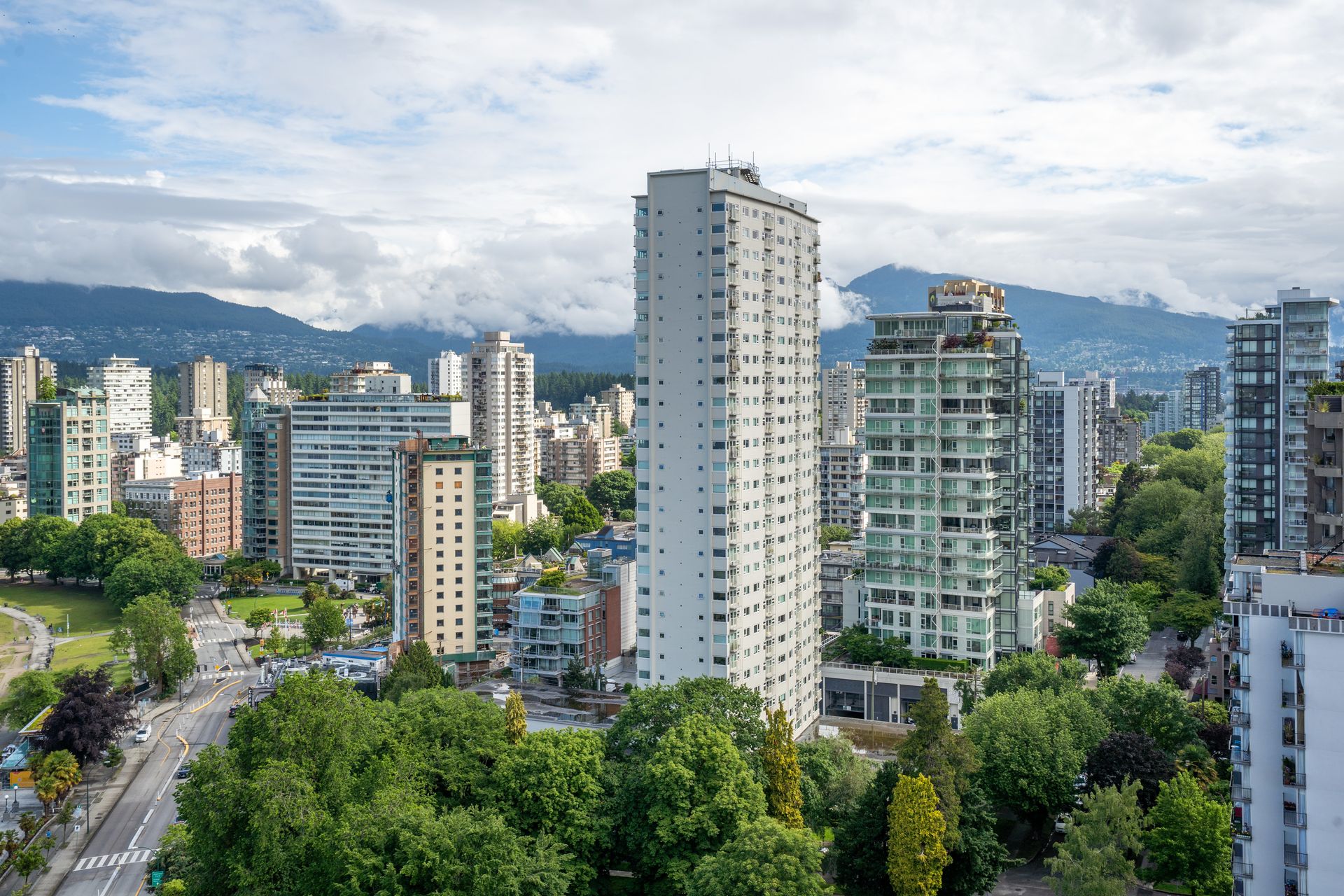 18 at 2401 - 1600 Beach Avenue, West End VW, Vancouver West