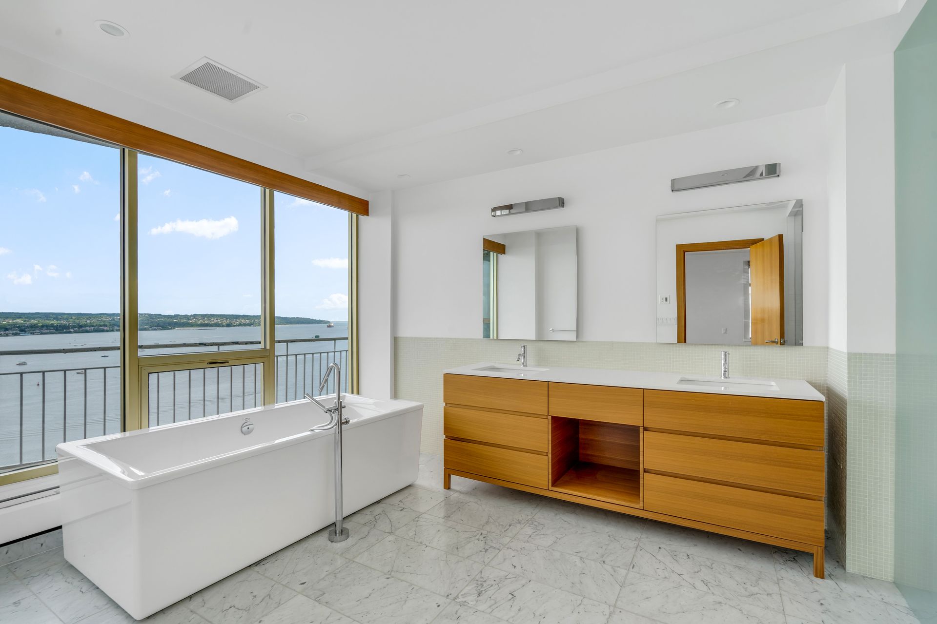 36 at 2401 - 1600 Beach Avenue, West End VW, Vancouver West