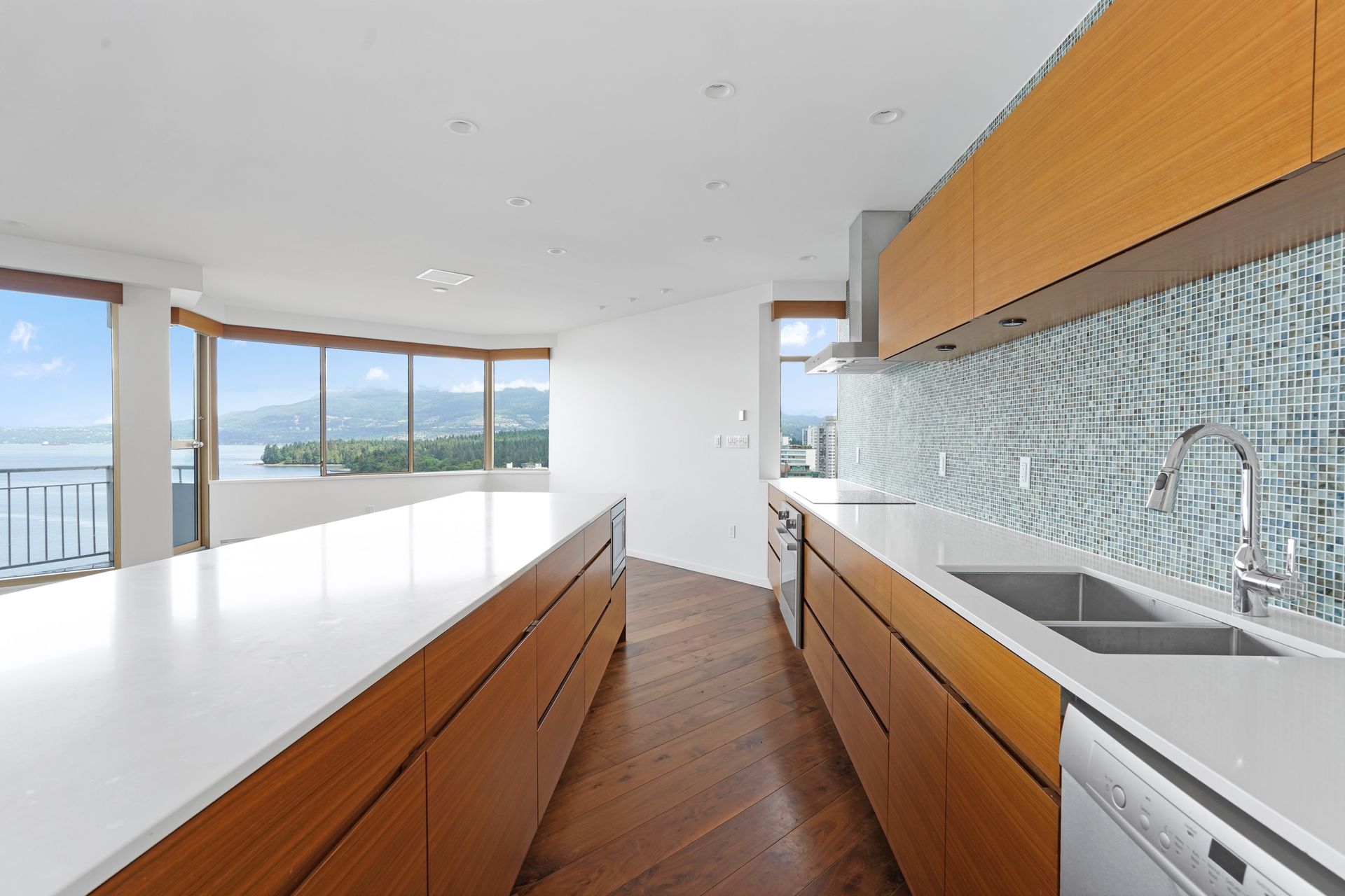 9 at 2401 - 1600 Beach Avenue, West End VW, Vancouver West