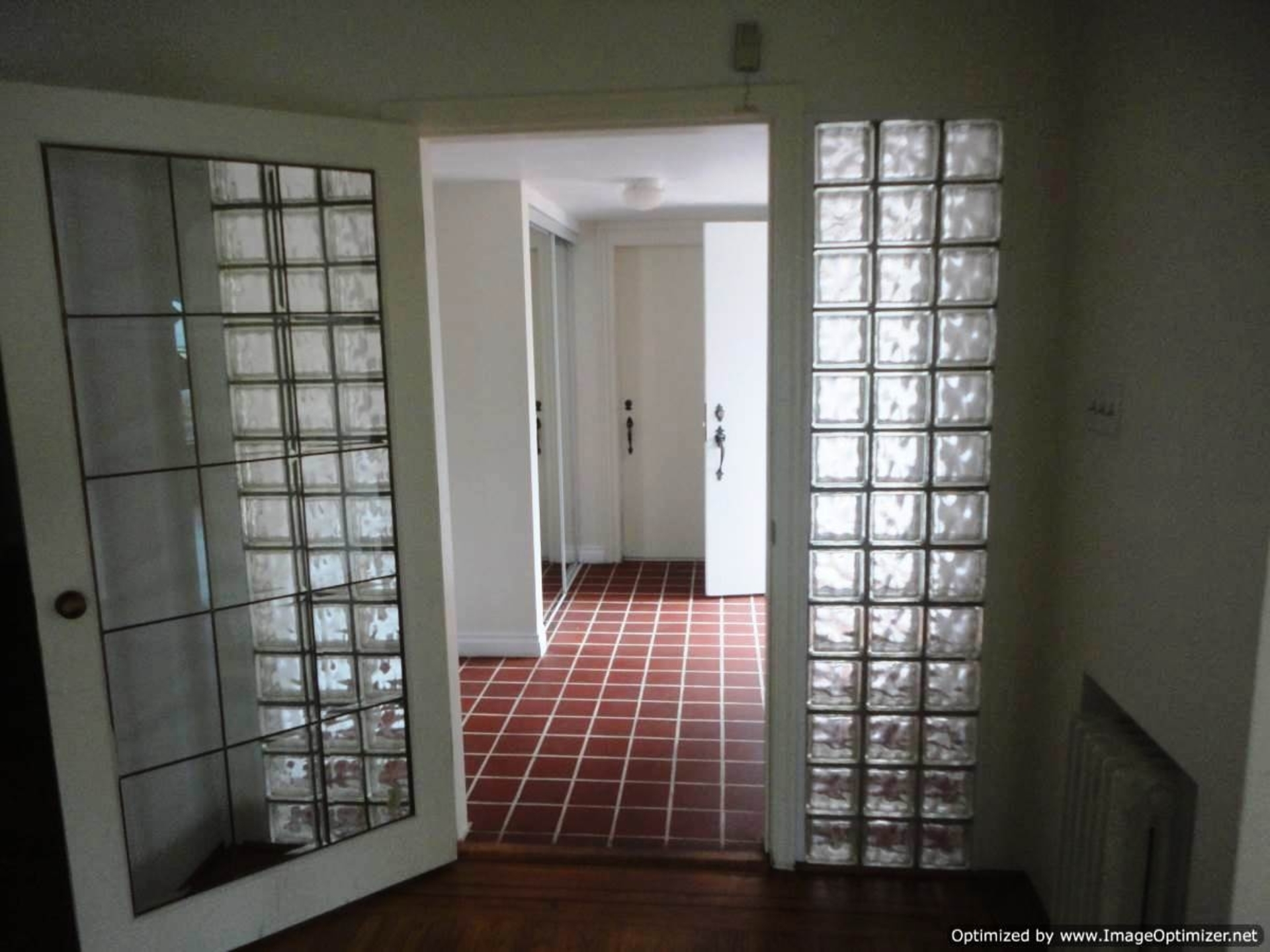 Hallway at 824 11TH STREET, Ambleside, West Vancouver