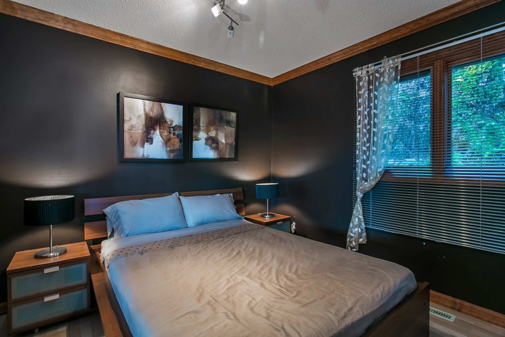 Bedroom at 105 OCEANVIEW RD, LIONS BAY, Out of Town