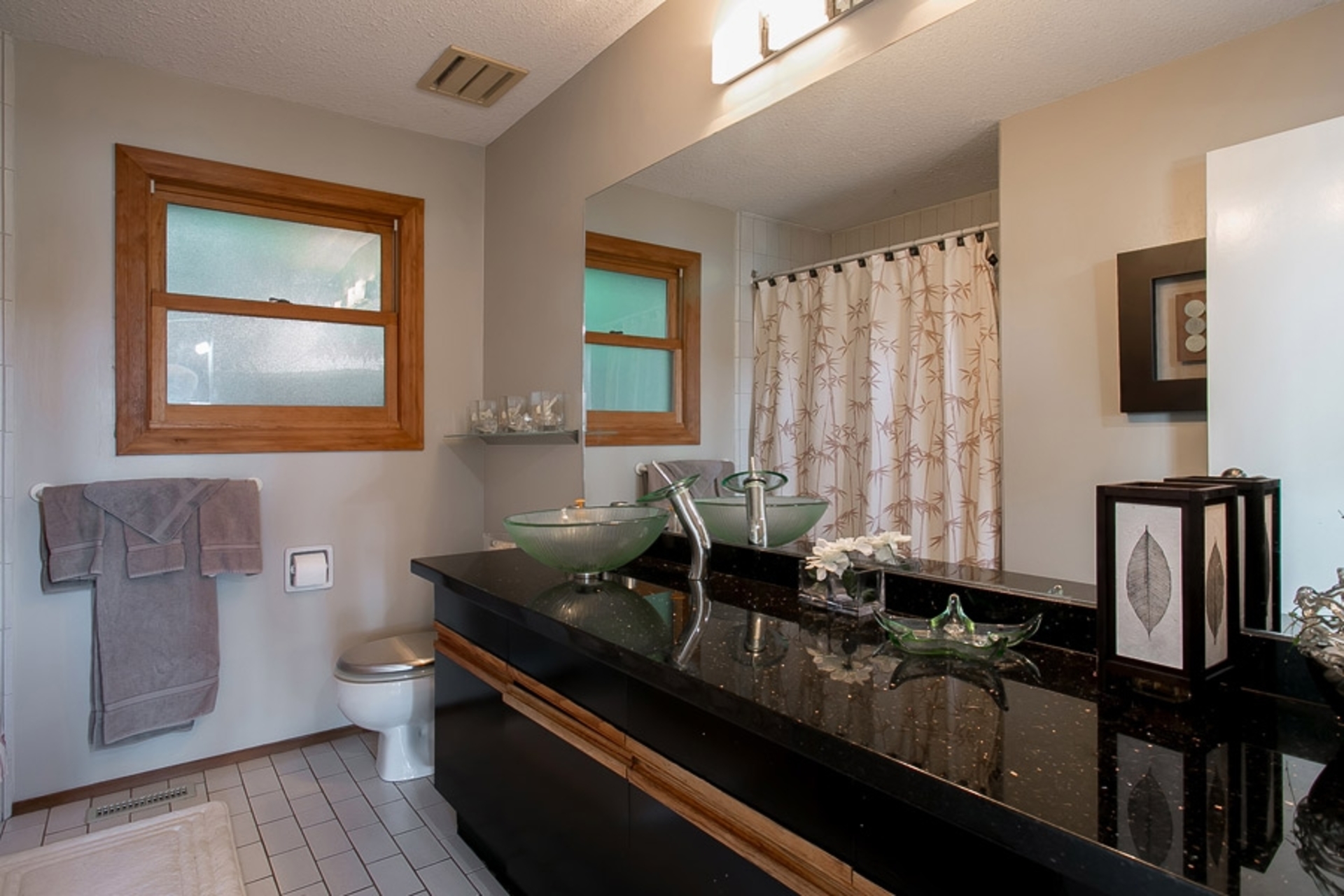 Bathroom at 105 OCEANVIEW RD, LIONS BAY, Out of Town