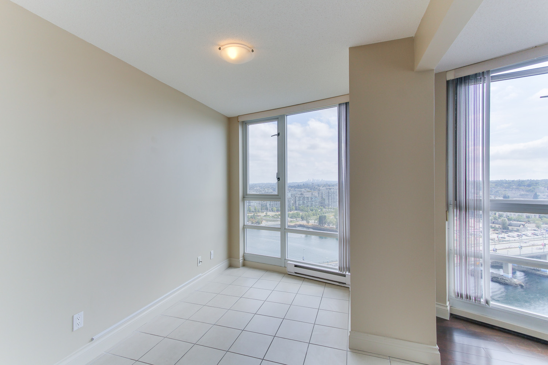 008-img_3570_blended11 at 2706 - 1033 Marinaside Crescent, Yaletown, Vancouver West