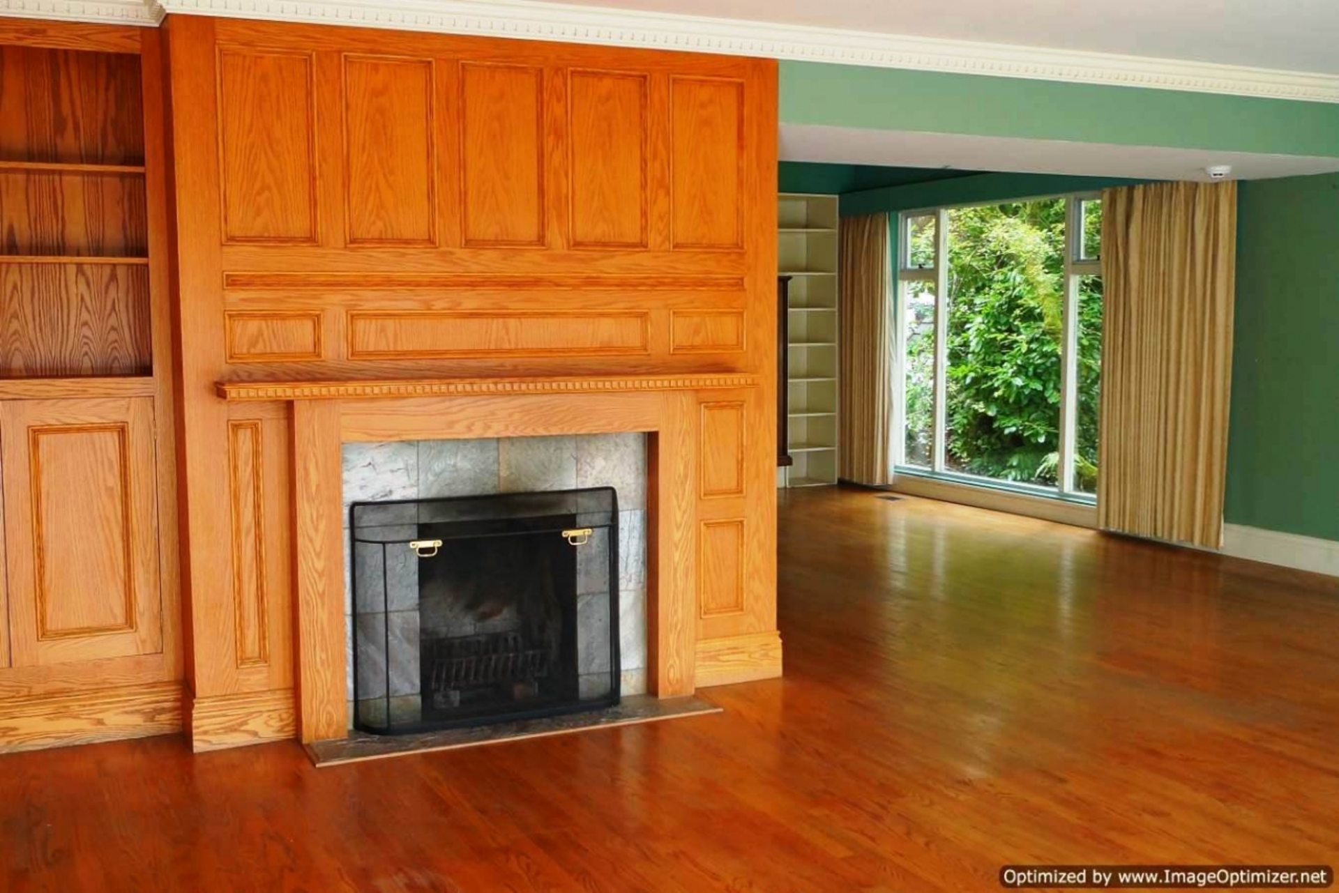 Living Room at 1589 MARPOLE AVE, Vancouver West