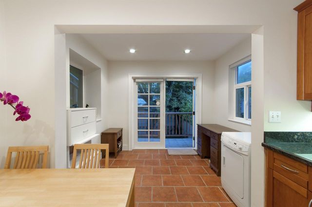 3316-w-3rd-avenue-kitsilano-vancouver-west-05 at 3316 W 3rd Avenue, Kitsilano, Vancouver West