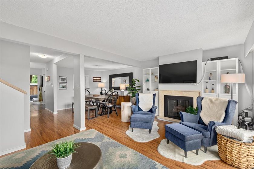 262724097-1 at 1119 Lilooet, North Vancouver