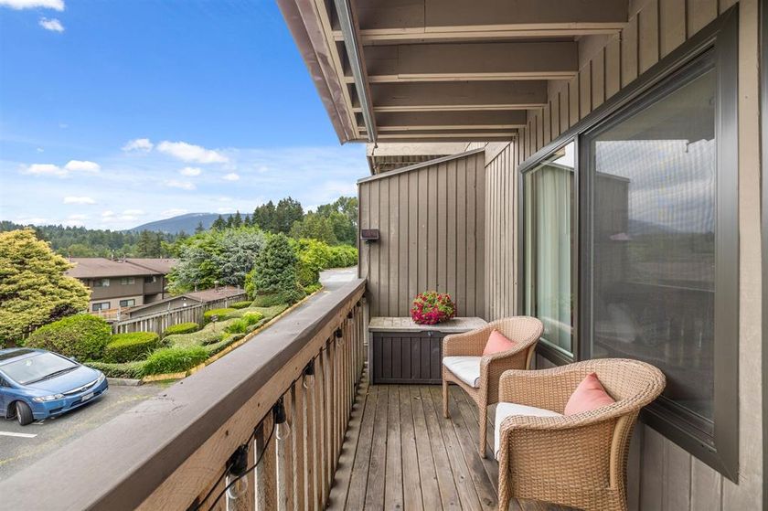 262724097-7 at 1119 Lilooet, North Vancouver