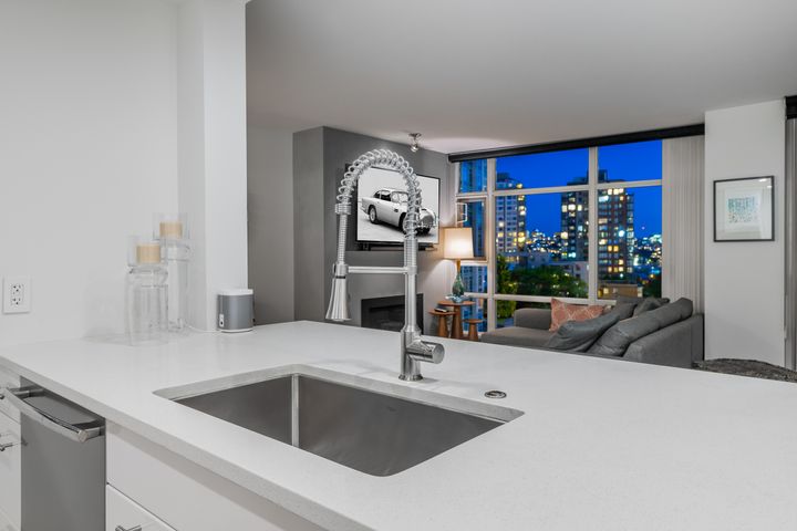 unit-908-198-aquarius-mews-vancouver-50 at 908 - 198 Aquarius Mews, Yaletown, Vancouver West