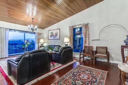 842-Esquimalt-Avenue-West-Vancouver-360hometours-04s at 842  Avenue, Sentinel Hill, West Vancouver