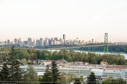 842-Esquimalt-Avenue-West-Vancouver-360hometours-20s at 842  Avenue, Sentinel Hill, West Vancouver