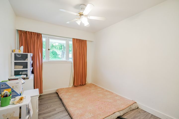3975-hillcrest-avenue-north-vancouver-24 at 3975 Hillcrest Avenue, Edgemont, North Vancouver