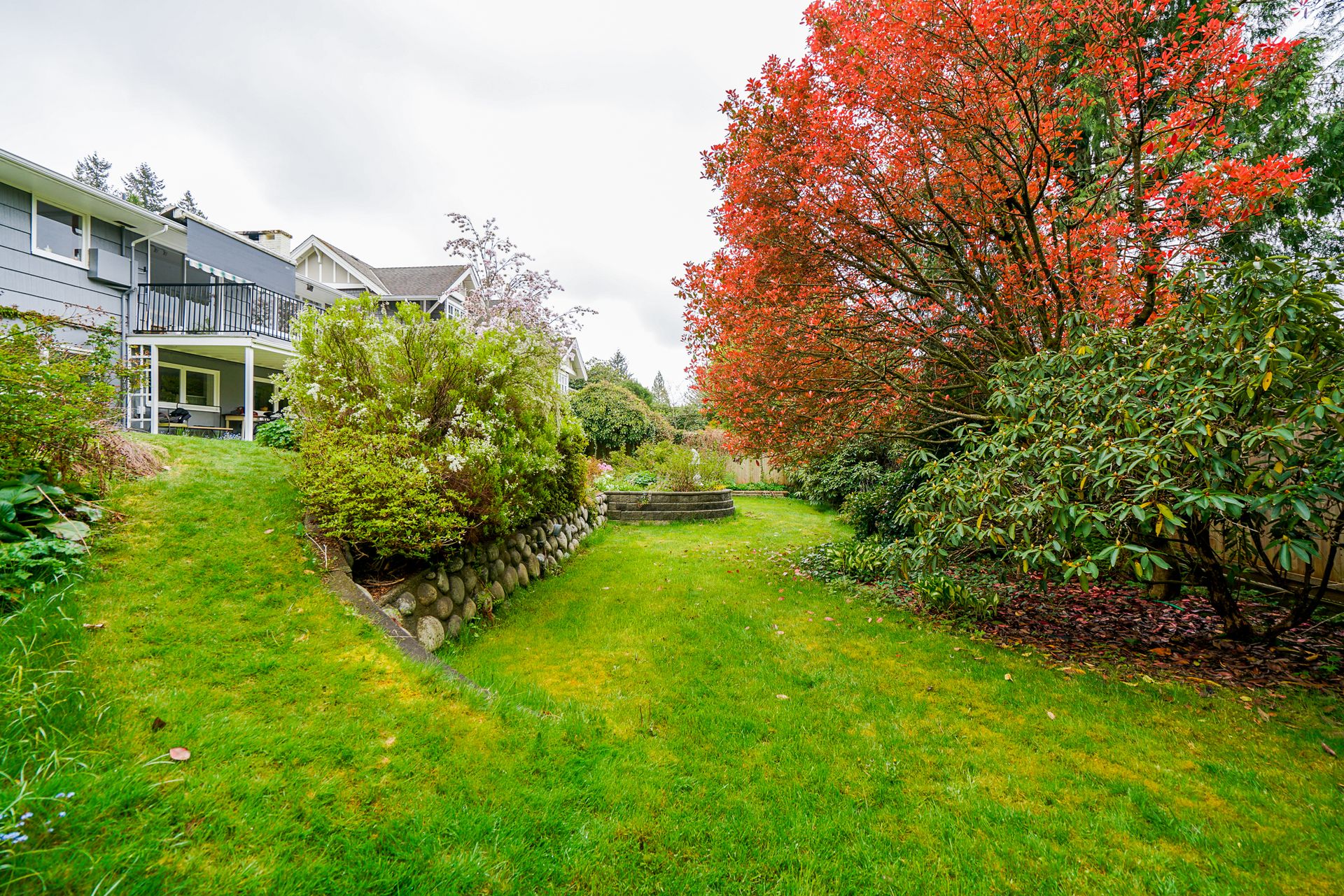 3975-hillcrest-avenue-north-vancouver-40 at 3975 Hillcrest Avenue, Edgemont, North Vancouver