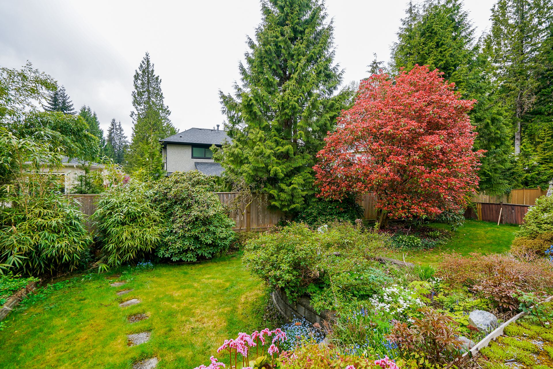 3975-hillcrest-avenue-north-vancouver-42 at 3975 Hillcrest Avenue, Edgemont, North Vancouver