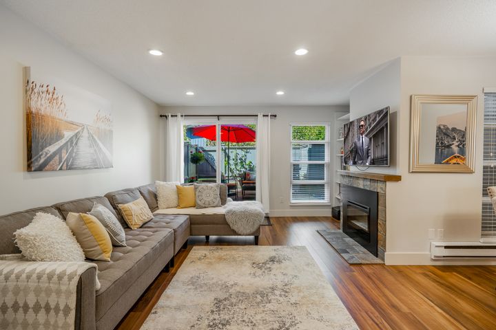 unit-17-900-17th-street-w-north-vancouver-19 at 17 - 900 W 17th Street, Mosquito Creek, North Vancouver