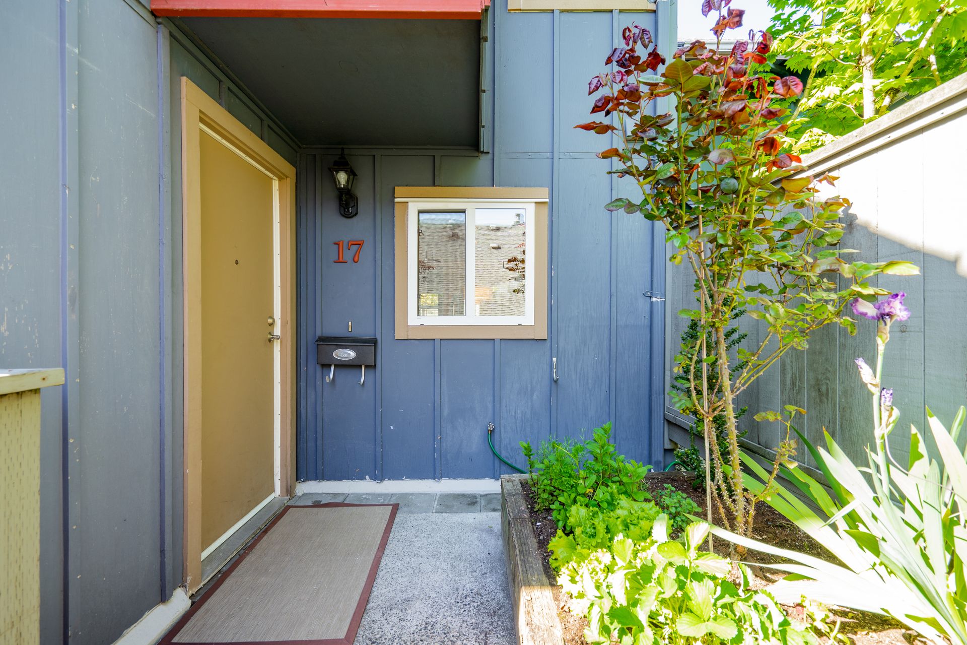 unit-17-900-17th-street-w-north-vancouver-7 at 17 - 900 W 17th Street, Mosquito Creek, North Vancouver