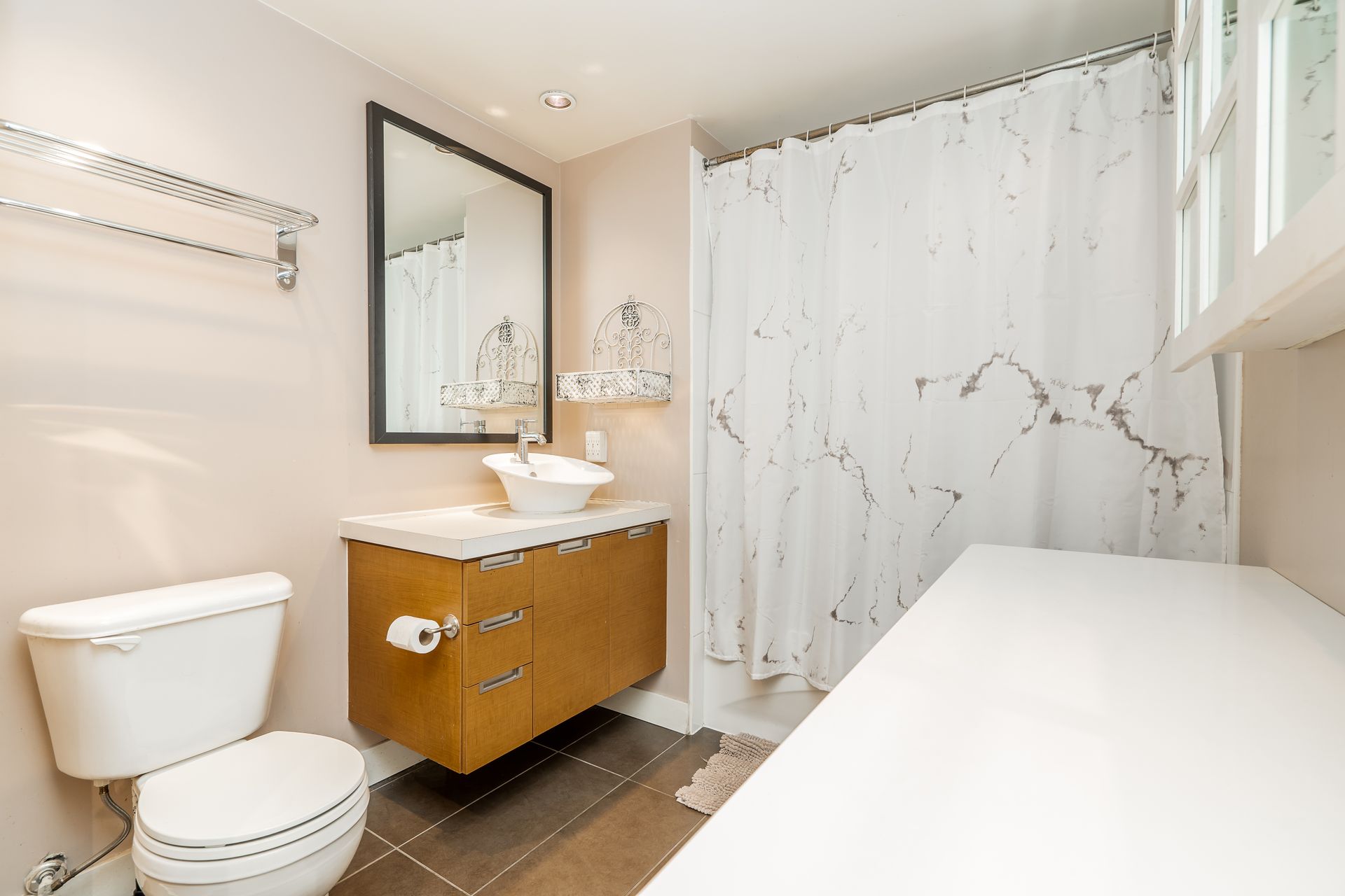 unit-1808-151-2nd-street-west-north-vancouver-22 at 1808 - 151 W 2nd Street, Lower Lonsdale, North Vancouver