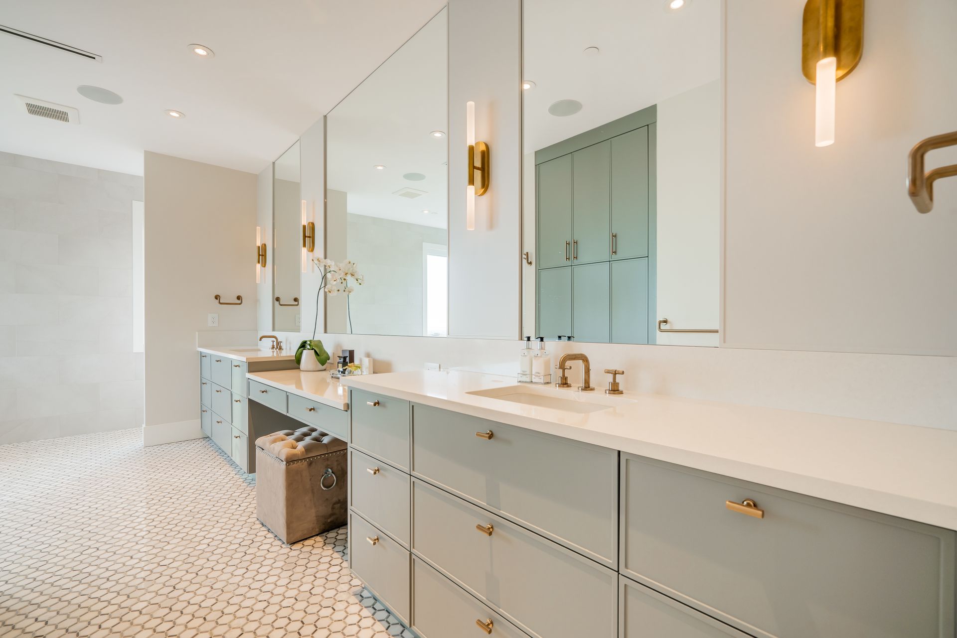 1516-errigal-place-west-vancouver-30 at Address Upon Request, Canterbury WV, West Vancouver