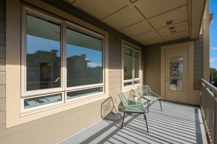 424-119-22nd-st-w-360hometours-27 at 424 - 119 W 22nd Street, Central Lonsdale, North Vancouver